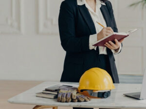 Rimandare la sicurezza sul lavoro significa scegliere il rischio. E la legge non aspetta.